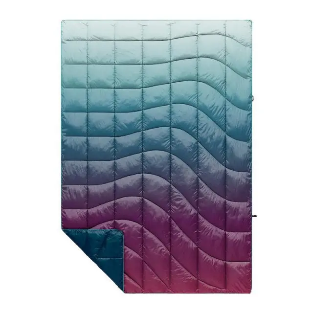 Nanoloft Puffy Throw Blanket – Lightweight & Packable 1