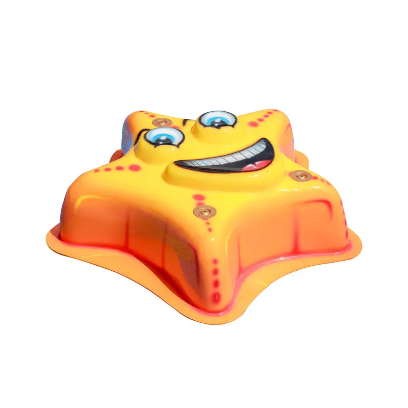 Starfish-Patterned Mobile Spray & Play Water Toy Features 1